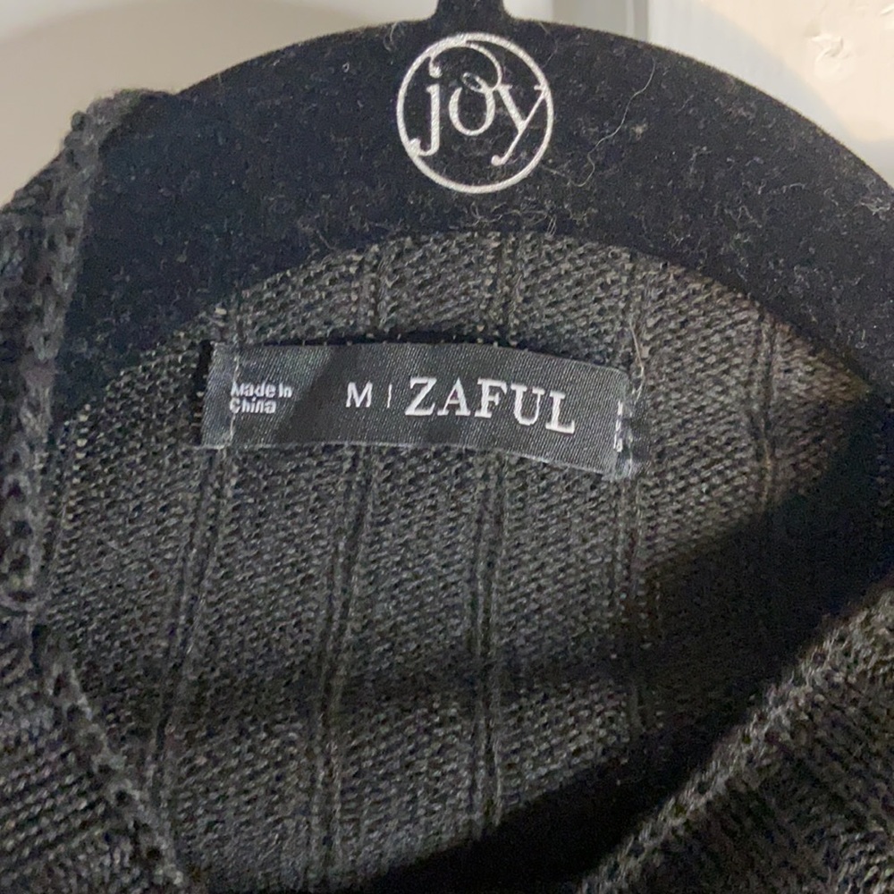 Zaful Black Cropped Rib Sweater sz M US 6 - Picture 3 of 4